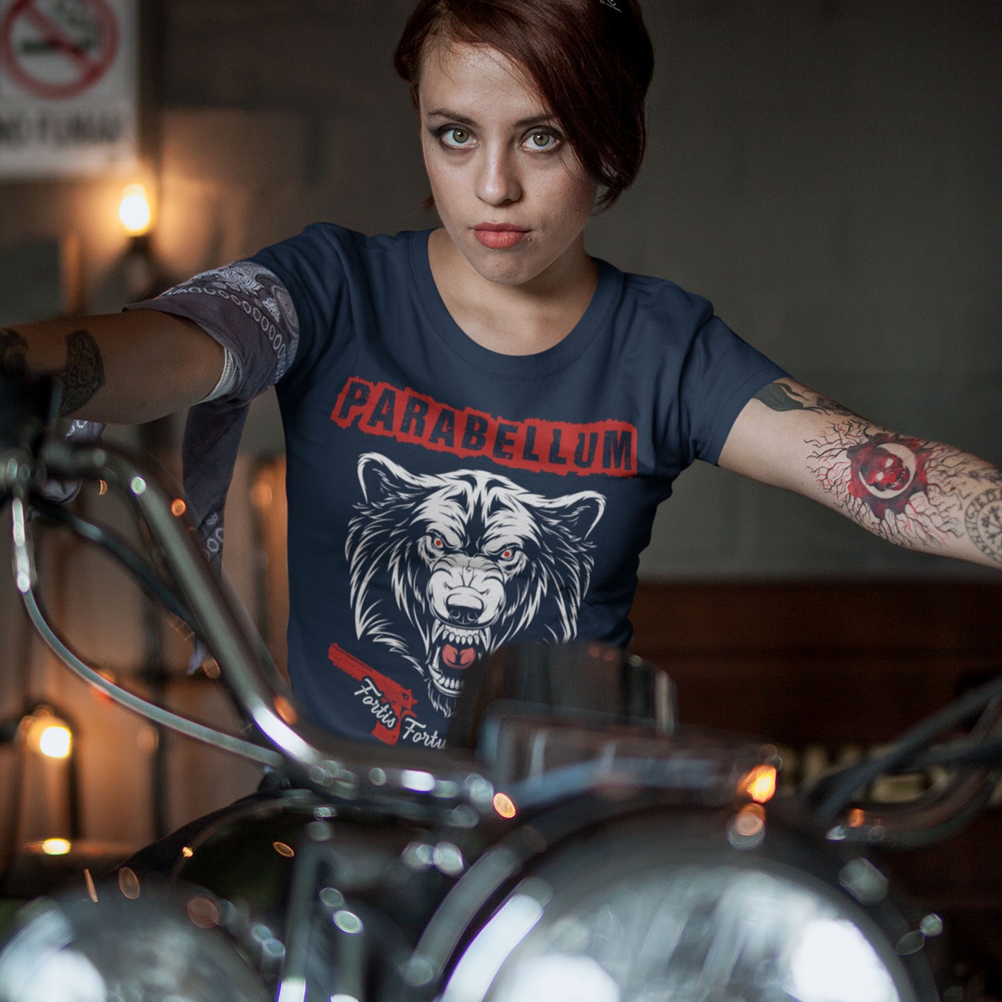 Parabellum Wolf Unisex T-Shirt