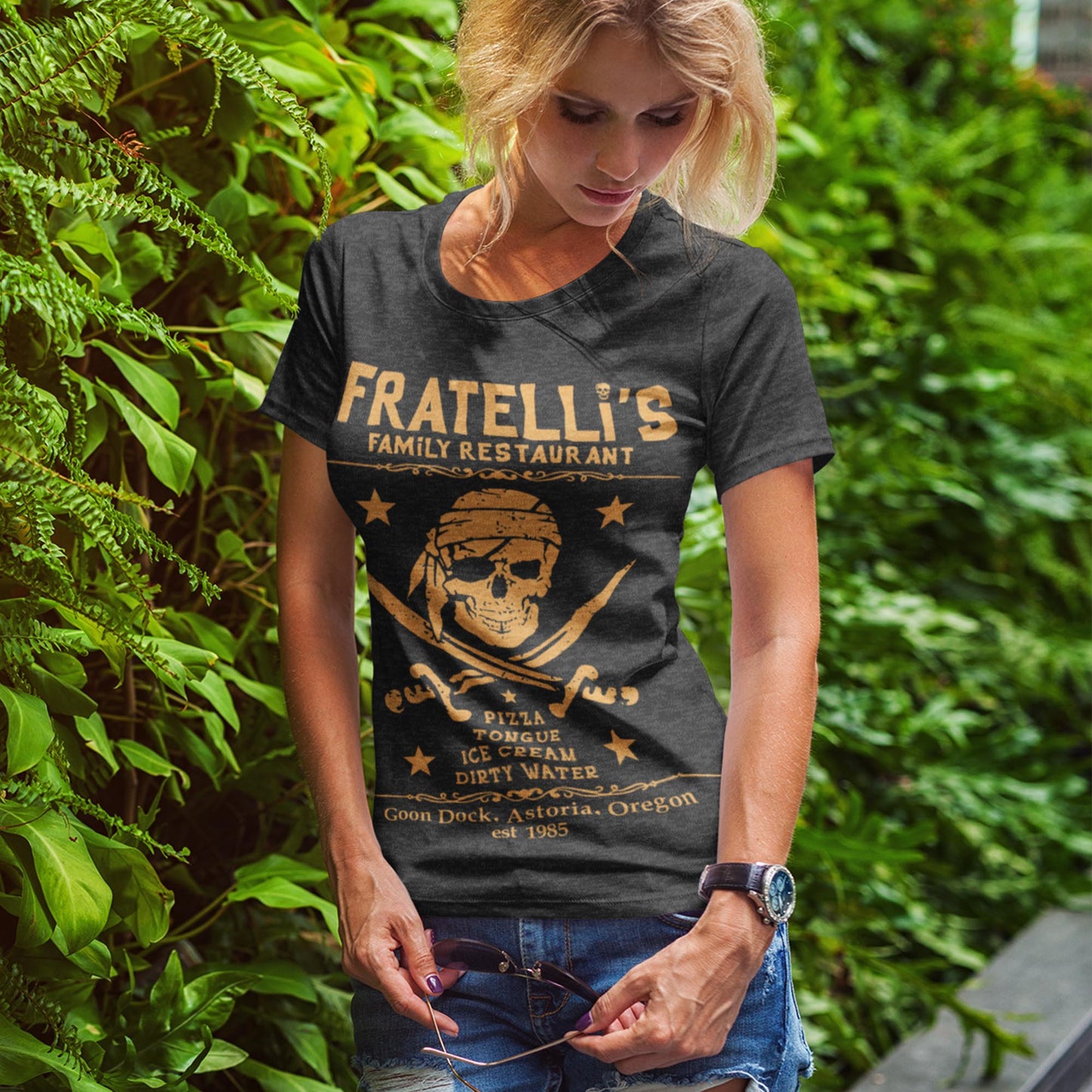 Fratelli's Family Restaurant Unisex T-Shirt